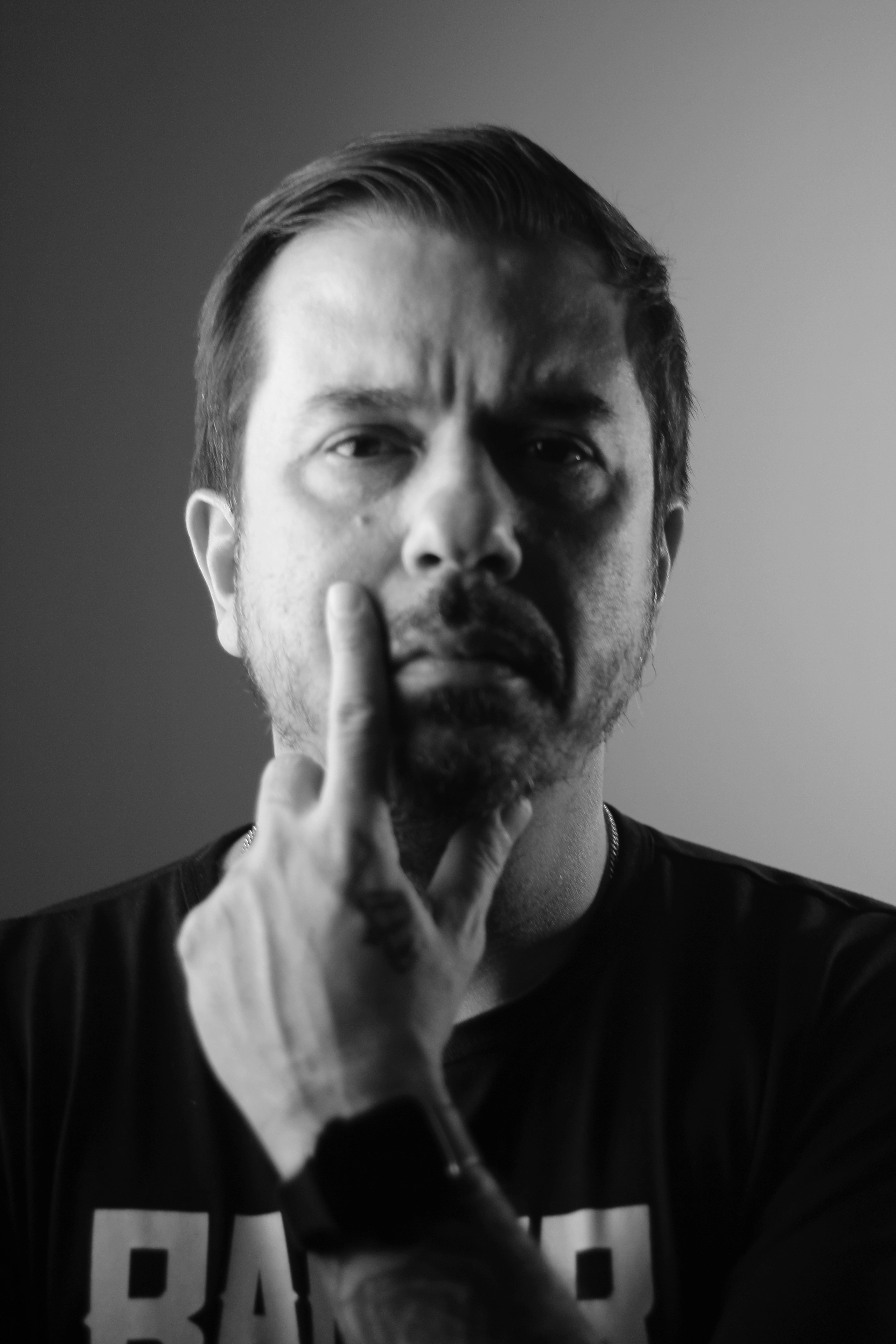 Anderson Lugnani - Especialista em Marketing para Barbearias